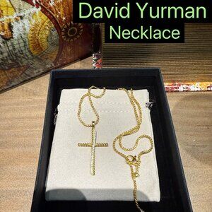 D̲a̲v̲i̲d̲ ̲Y̲u̲r̲m̲a̲n̲ gold cross necklace